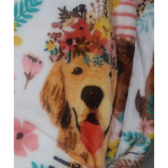 Mia Charro Floral Dogs Throw Blanket Artist Series 50” x 70” NEW - Picture 3 of 4